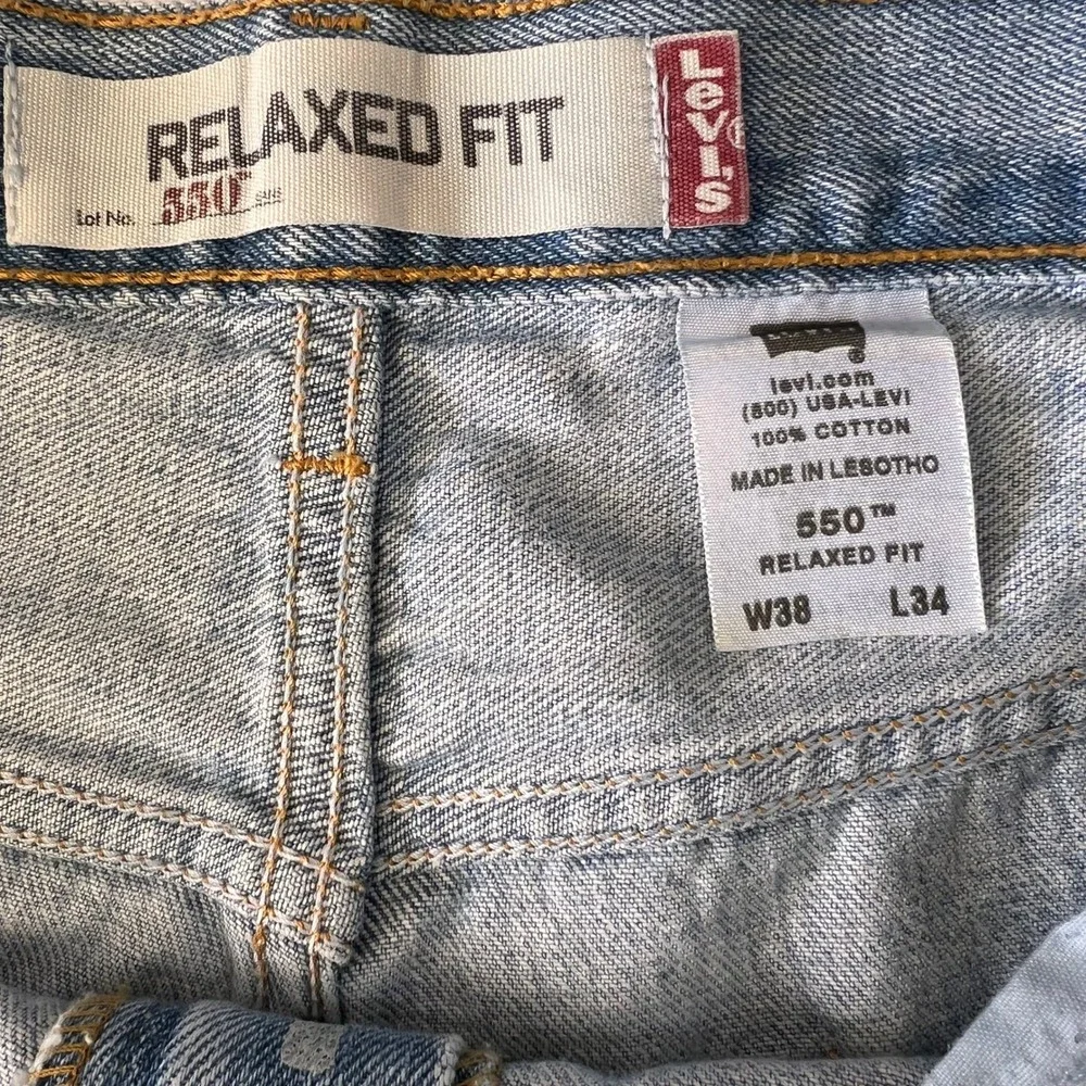 Levis 550 Relaxed Fit Light Wash Denim Jeans Mens W38 L34 100% Cotton